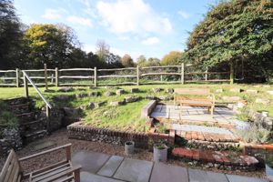 Photo 21- click for photo gallery